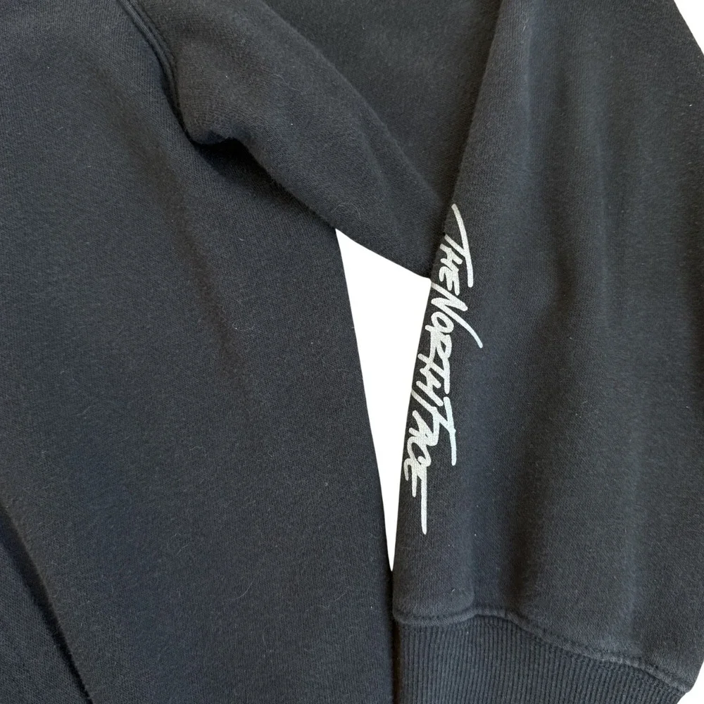 The North Face Mens Black Graphic Pullover Hoodie Never Stop Exploring Large